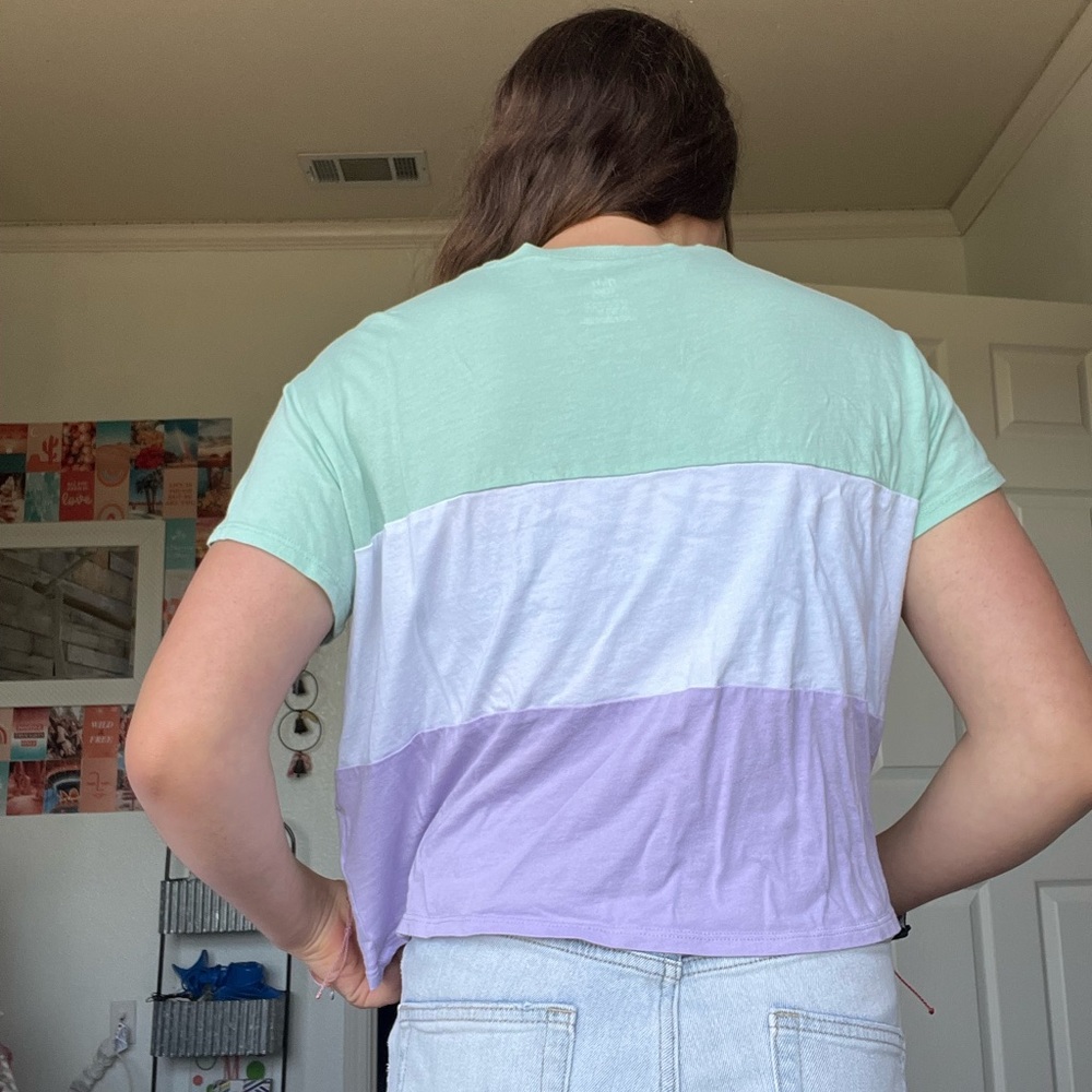 Cute NY multi-color crop top